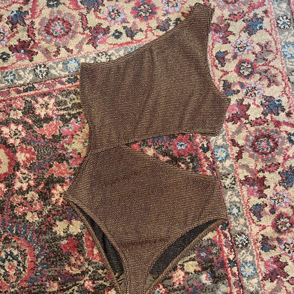 Final price ✨NWOT Beach riot ritzy Celine one piece - Picture 3 of 6